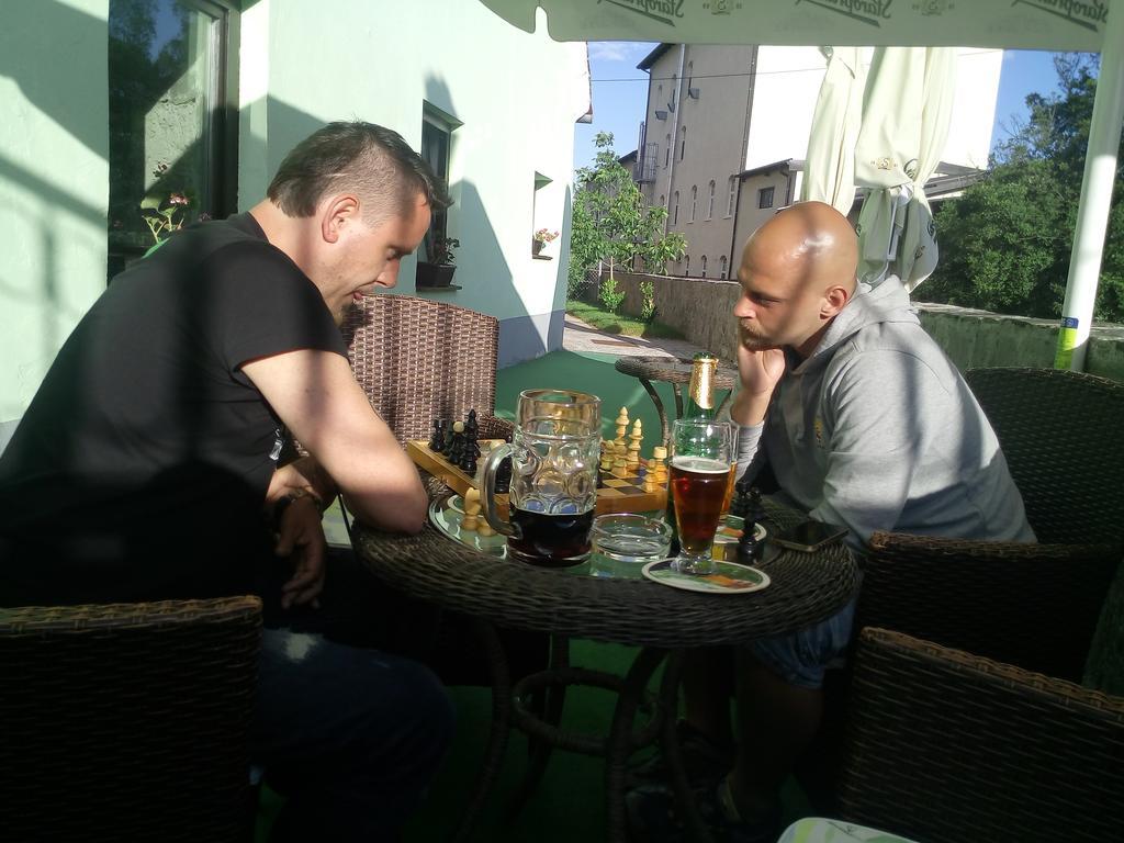 Guesthouse Veles Slovenska Bistrica Dış mekan fotoğraf